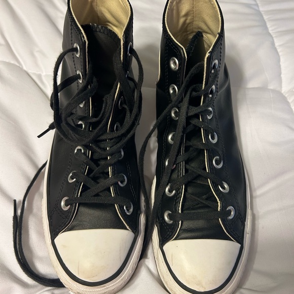 Womans Black Platform Leather Converse Size 9 - Picture 3 of 5
